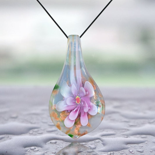 BESHEEK Handmade Murano Inspired Blown Glass Lampwork Art Clear Teardrop Pink Glass Pendant? Handcrafted Artisan Hypoallergenic Italian Style Jewelry