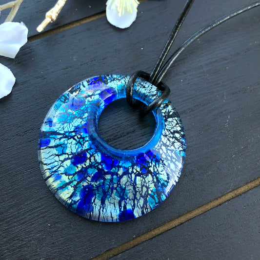 BESHEEK Handmade Murano Inspired Blown Glass Lampwork Art Oval Blue Foil and Glass Pendant? Handcrafted Artisan Hypoallergenic Italian Style Jewelry