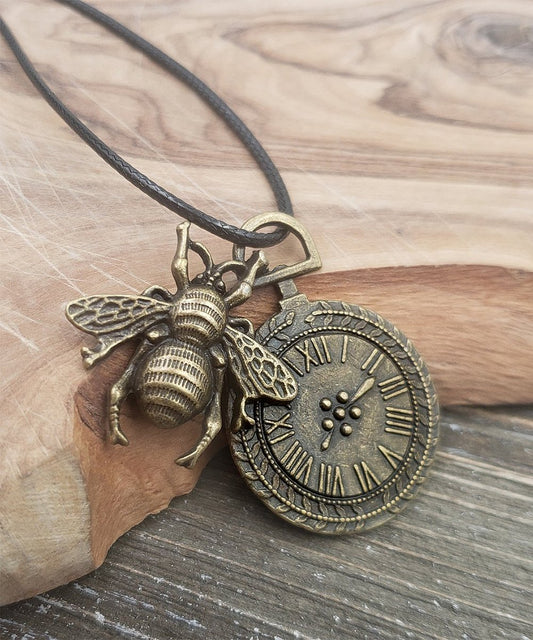 BESHEEK Bronzetone Antiqued Steampunk Pocket Watch Bee Pendant Necklace? Handmade Hypoallergenic Boho Beach Gala Wedding Style Fashion Jewelry
